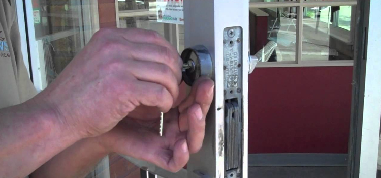 commercial door lock repair Lakeside