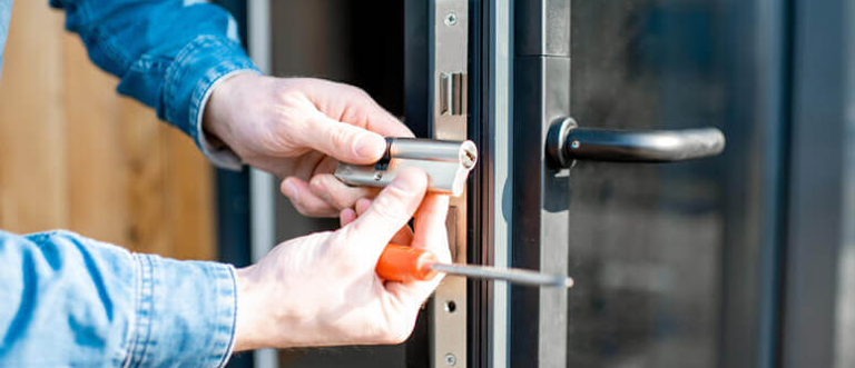 Commercial Locksmith Lakeside